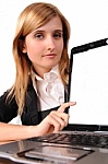 businesswoman-laptop